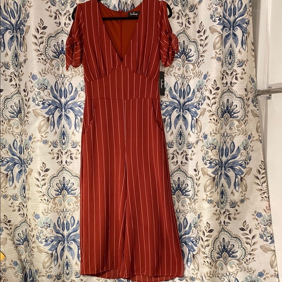 Lulu's Rust Red Striped Crop Romper/Jumpsuit Size Small. - Picture 1 of 10